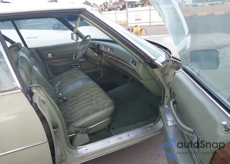 1974 Cadillac Deville z USA, uszkodzony, nr VIN 6D49R4Q102384